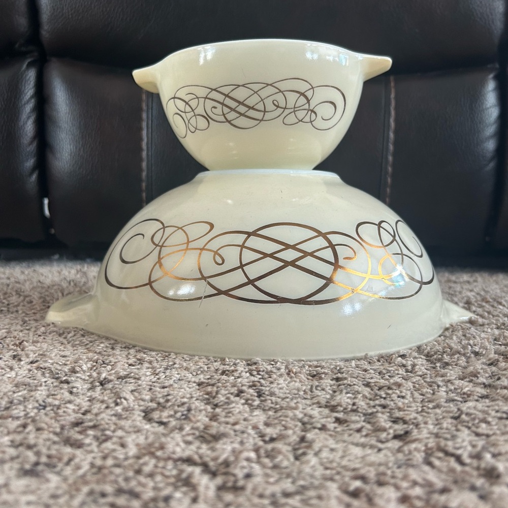 COPY - Pyrex Golden Scroll Chip and Dip